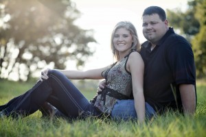 Anders, Edwards to marry Jan. 7